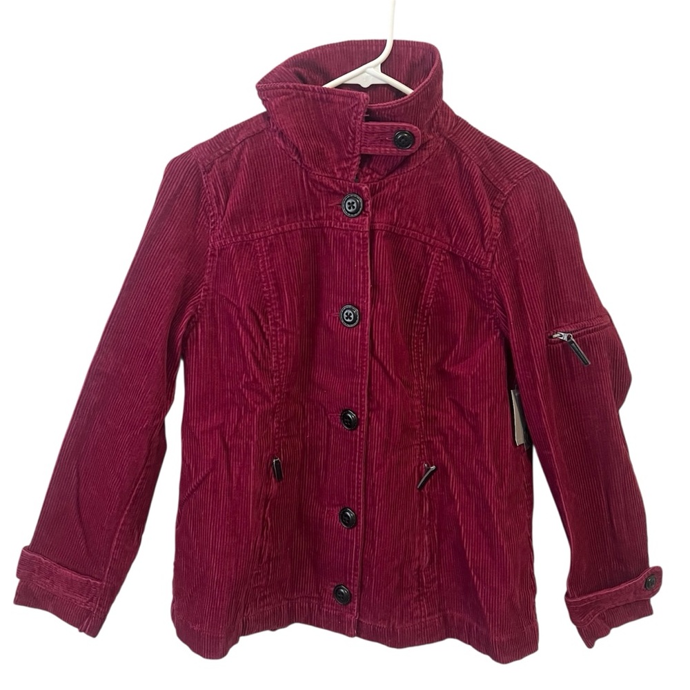 Relativity Women’s Burgundy Corduroy Barn/chore style Jacket; Petite Medium
